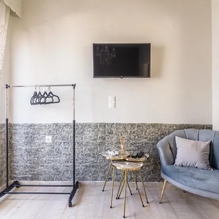 Apartment Seaside In Downtown Hersonissos (Crete)